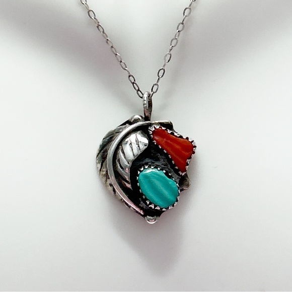 Vintage Southwestern Turquoise Coral Sterling Silver Necklace - Picture 5 of 10